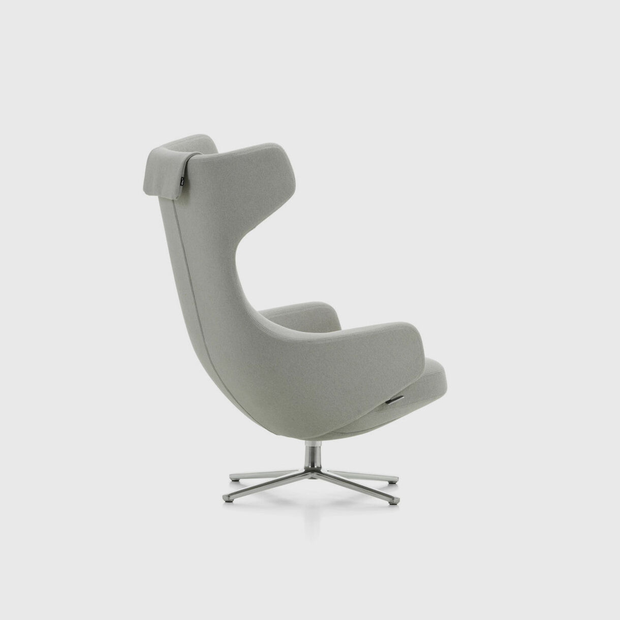 Grand Repos Wing Chair, Cement Fabric